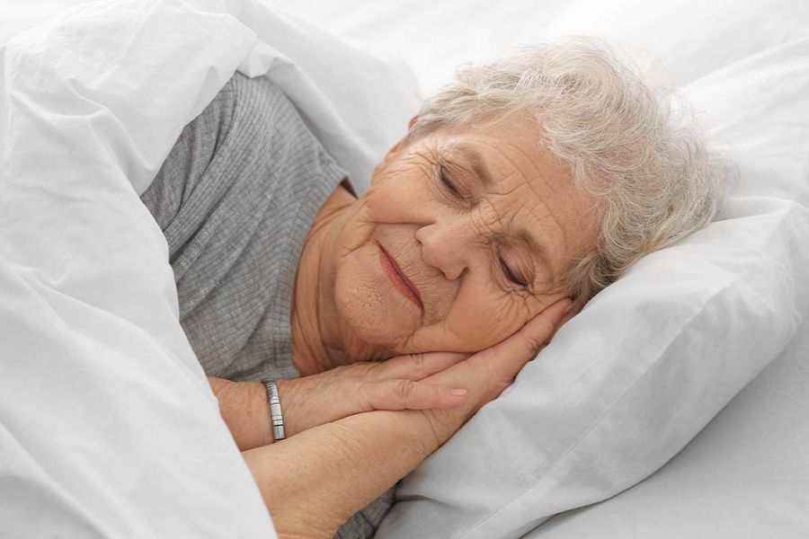 tips mengatasi tidur siang berlebihan pada lansia