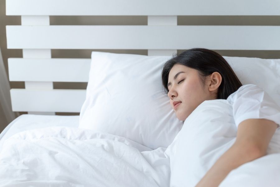 Tips Tidur Nyaman dan Sejuk Tanpa Kipas Angin