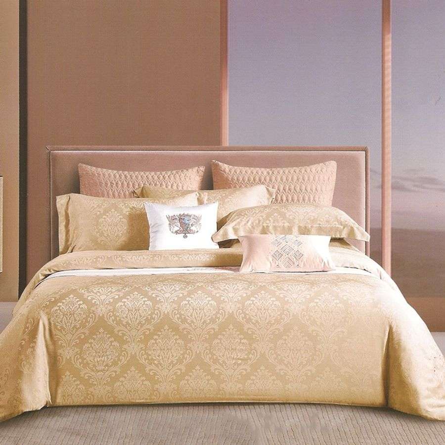 Bedcover Cassia Sand Jacquard Tencel