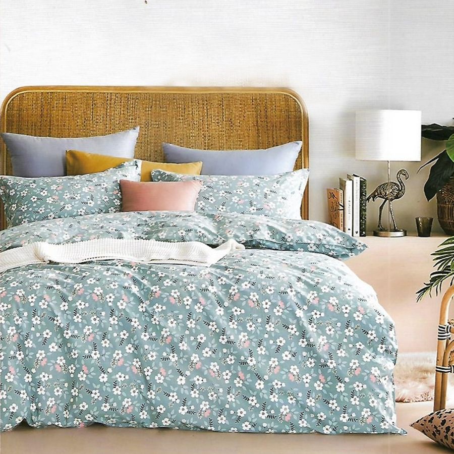 sprei motif bunga ammie blue