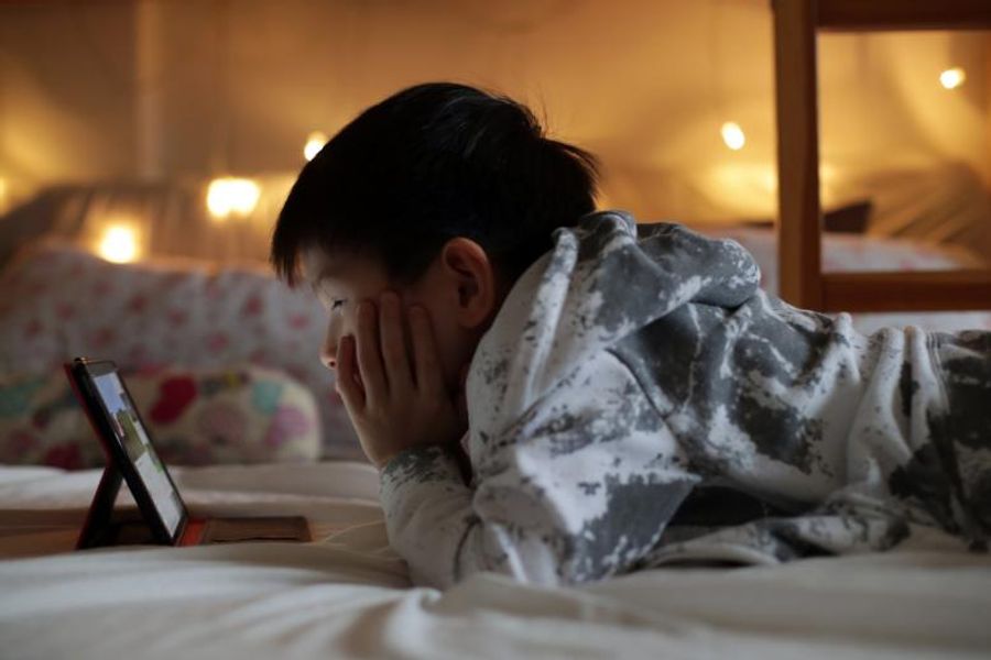penyebab turunnya hormon melatonin